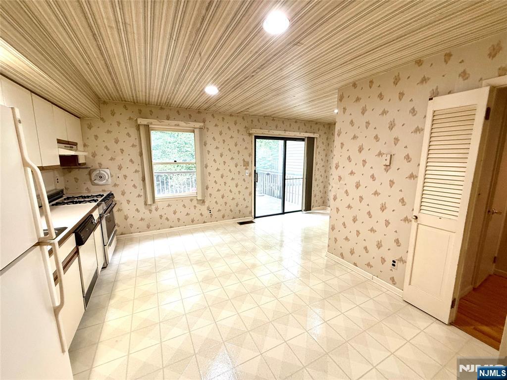 146 Garside Avenue 5