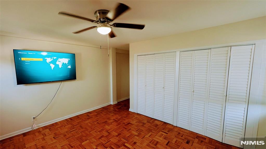 208 Anderson Street S5D