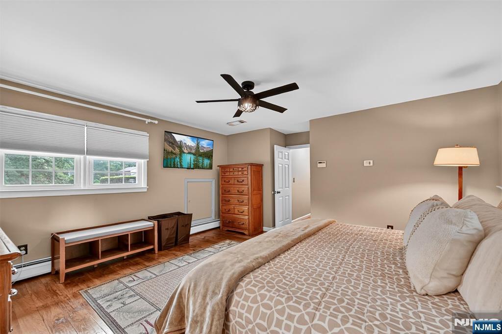 820 Clauss Lane