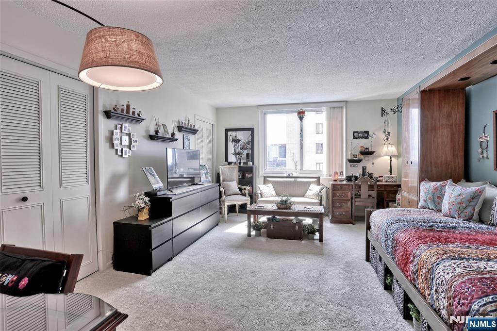 160 Overlook Avenue 10C