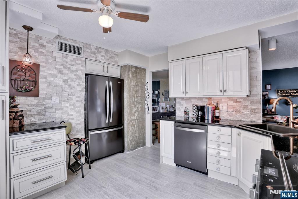 160 Overlook Avenue 10C