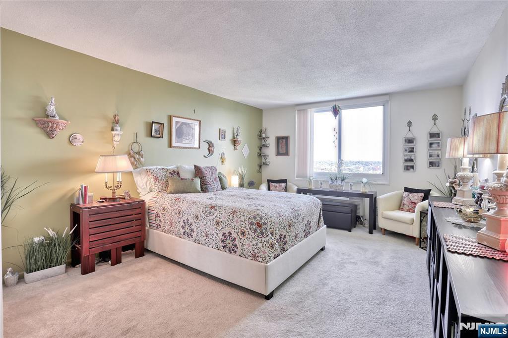 160 Overlook Avenue 10C