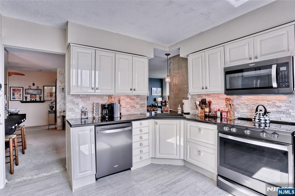 160 Overlook Avenue 10C