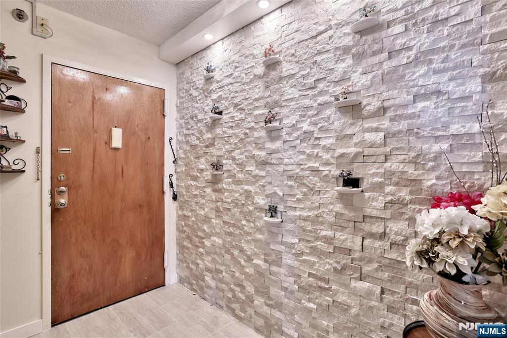 160 Overlook Avenue 10C