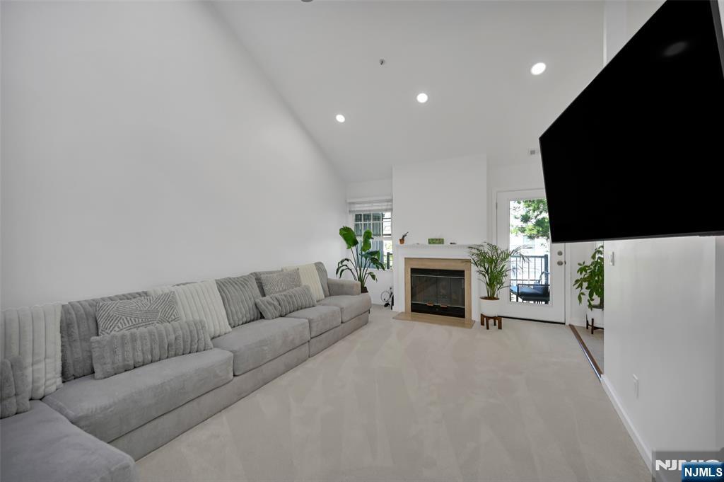 659 Richmond Court 659