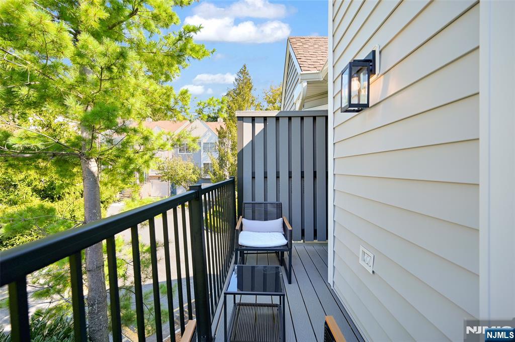 659 Richmond Court 659