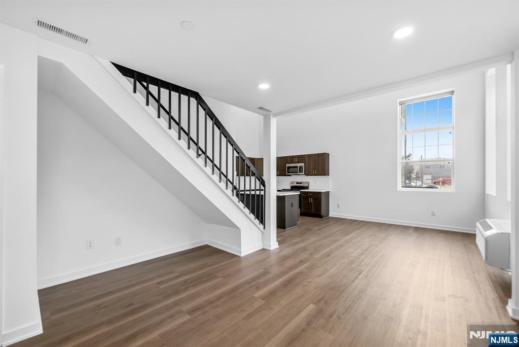 315 Railroad Avenue 101