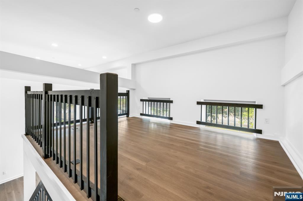 315 Railroad Avenue 101