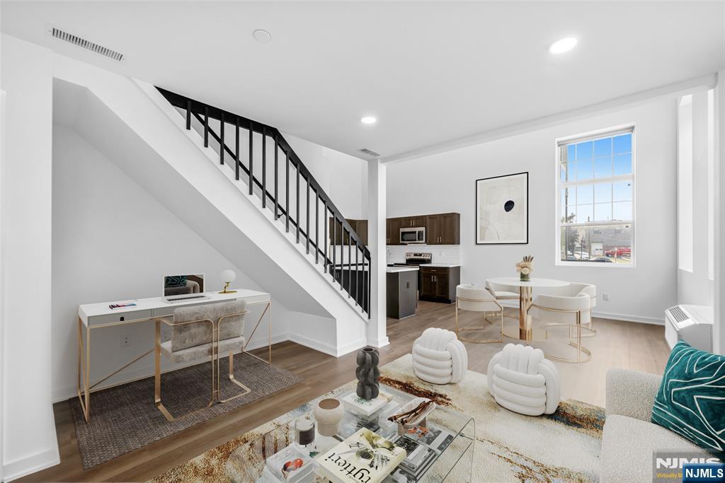 315 Railroad Avenue 101