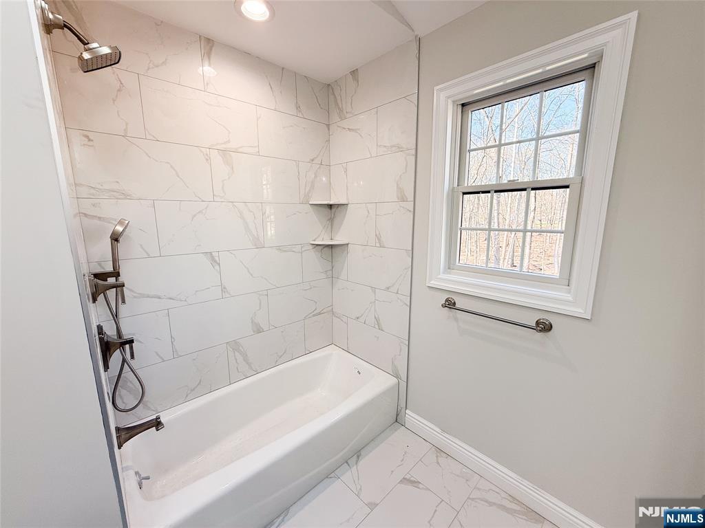 704 Orangeburgh