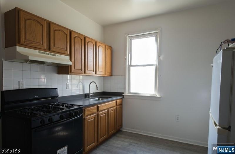 431-433 S 18th Street