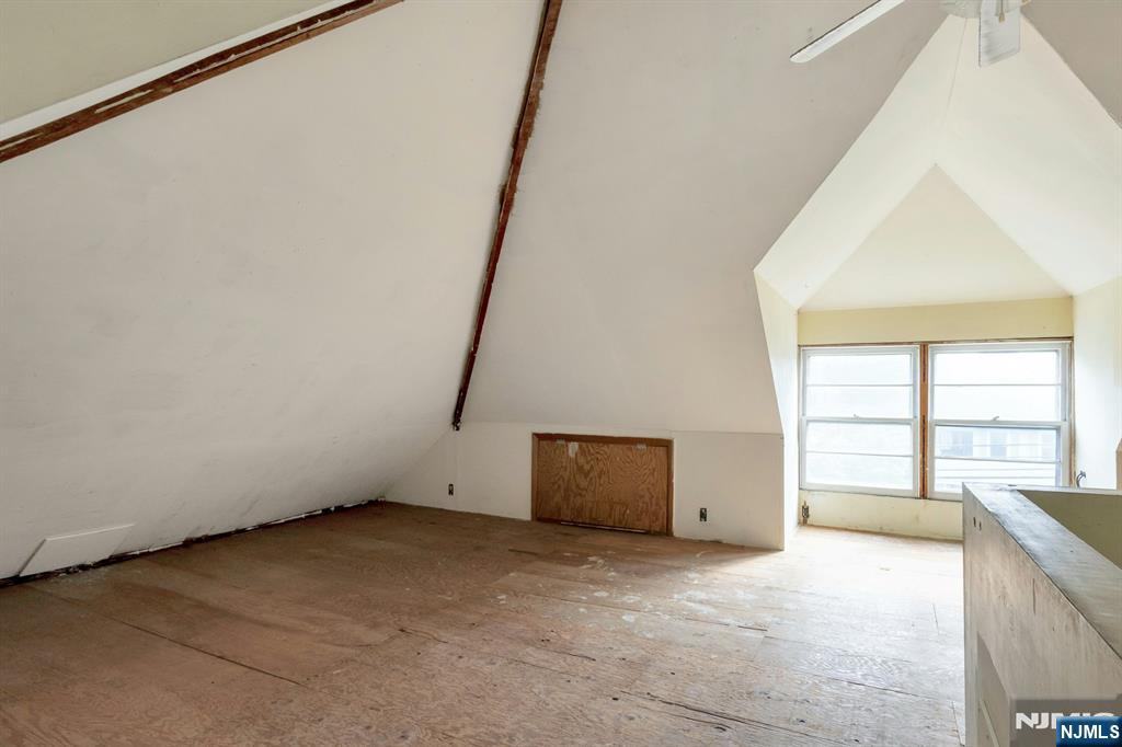 180 Washington Avenue