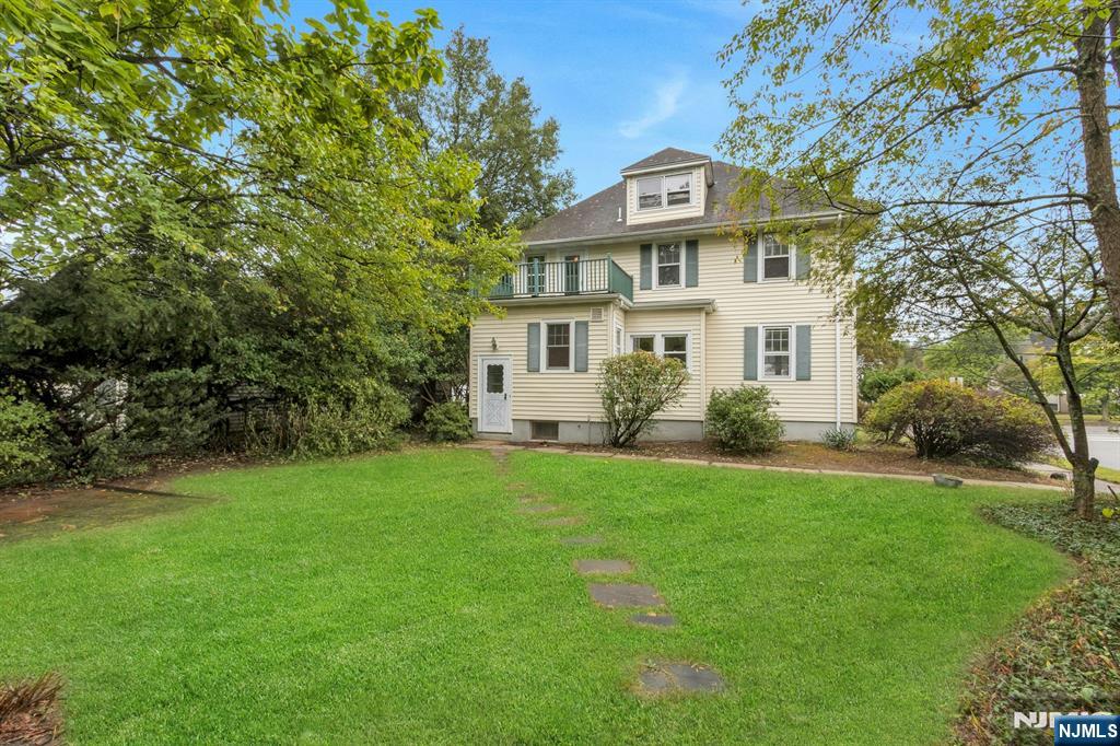 180 Washington Avenue