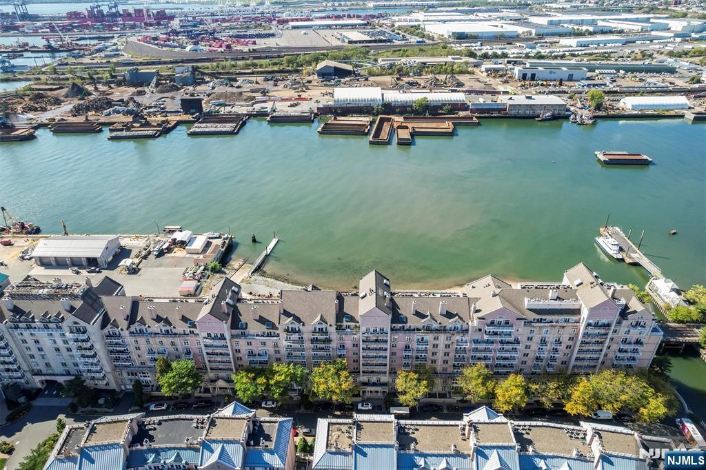 207 Shearwater Court 14