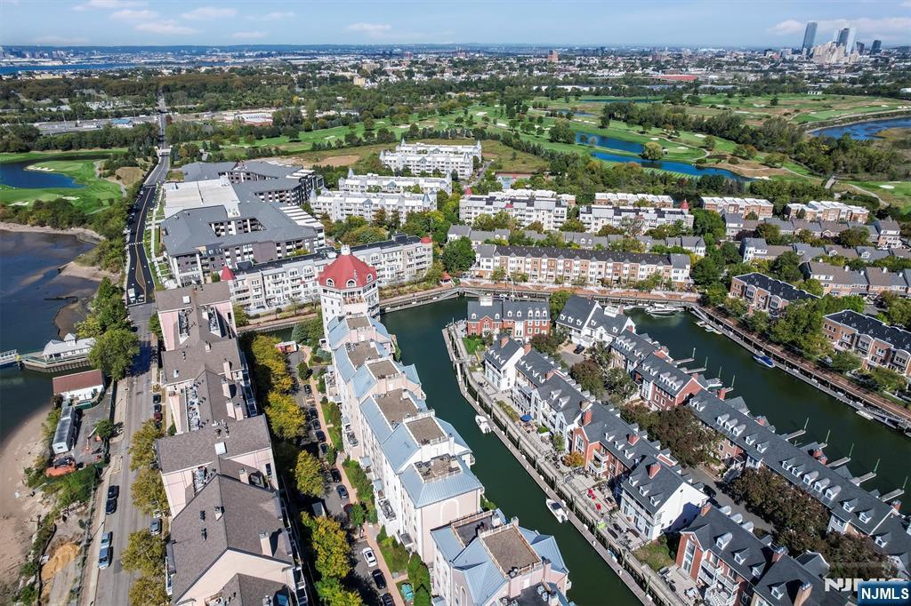 207 Shearwater Court 14