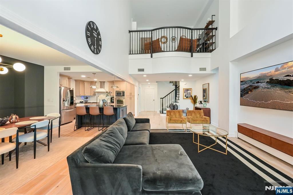 207 Shearwater Court 14