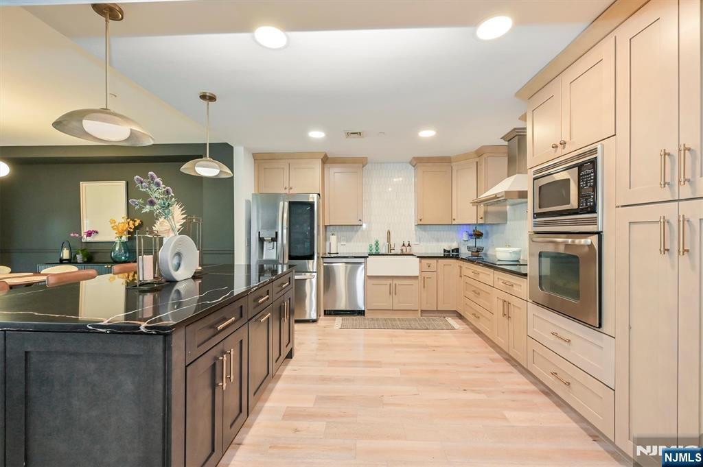 207 Shearwater Court 14