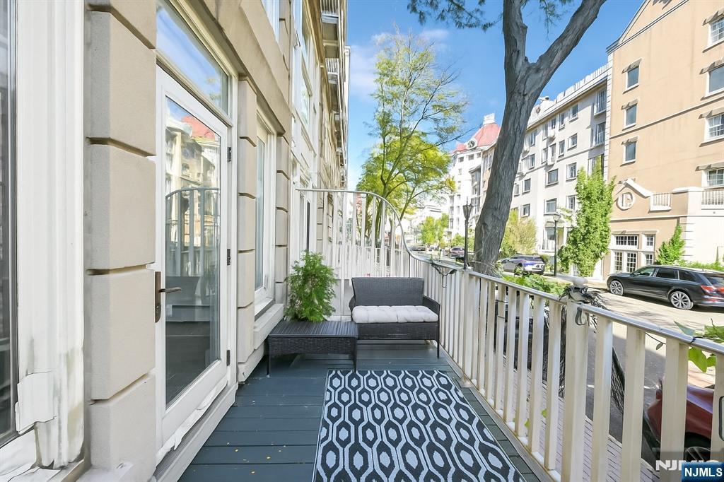 207 Shearwater Court 14