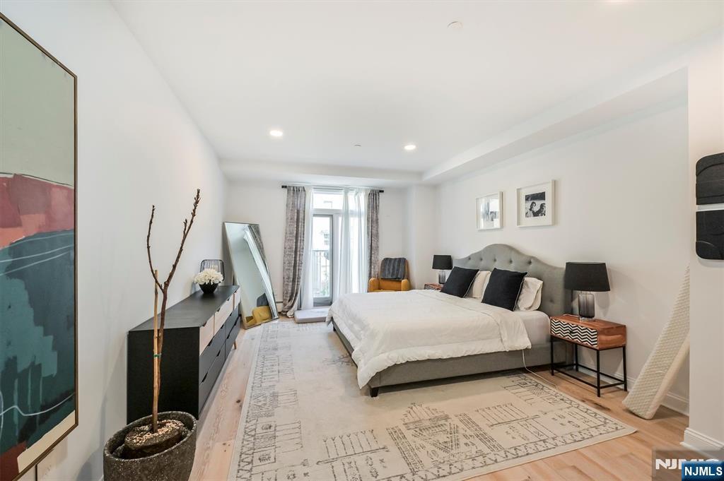 207 Shearwater Court 14