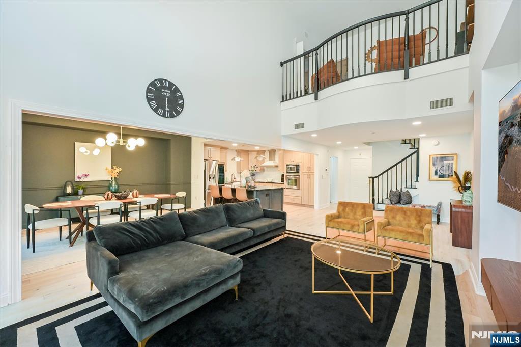 207 Shearwater Court 14