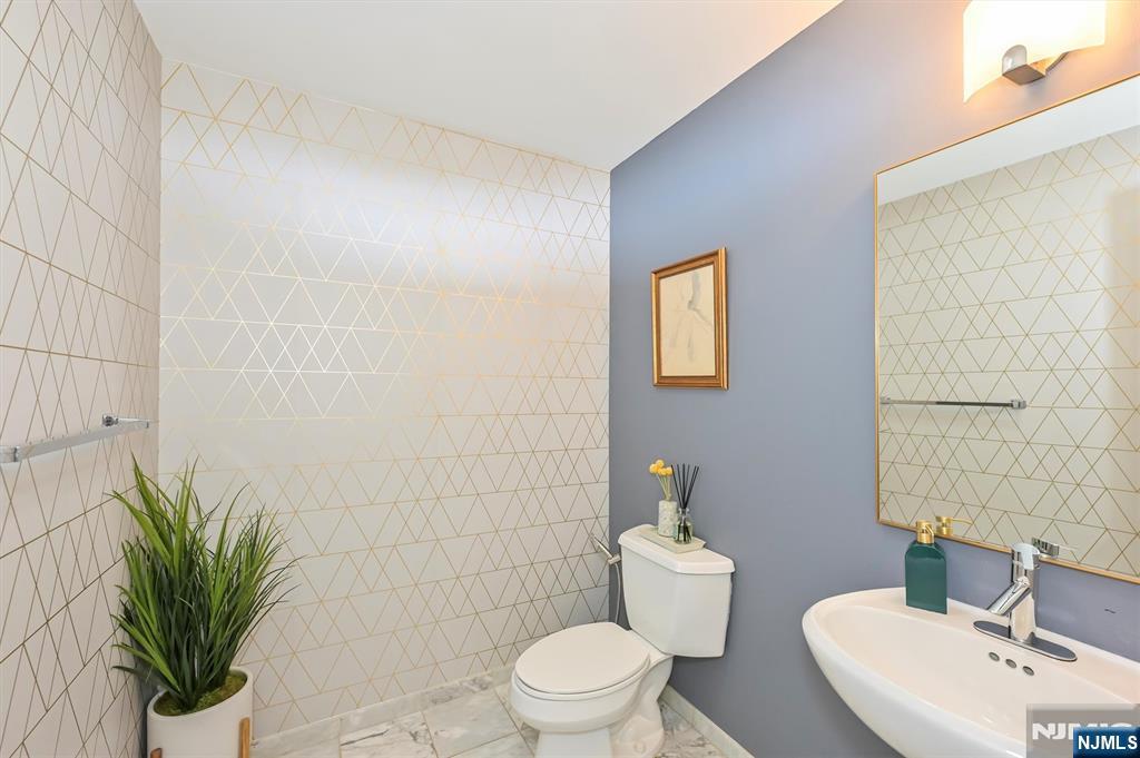 207 Shearwater Court 14