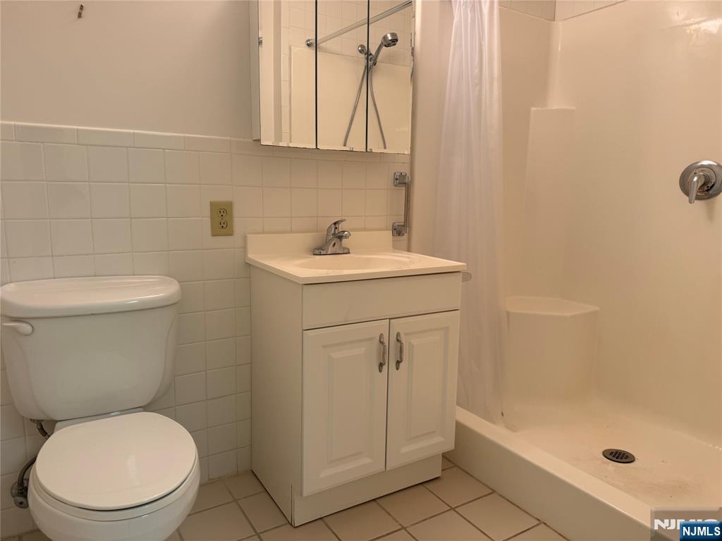 401 D Ercole Court T127