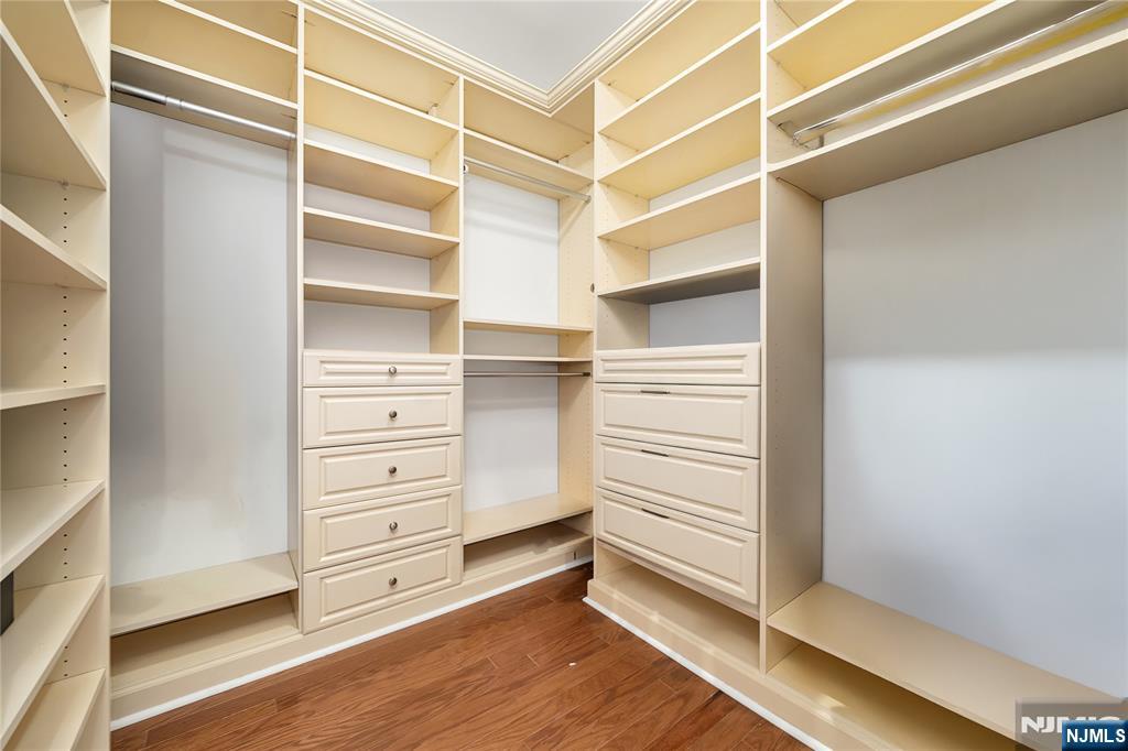 22 Ave At Port Imperial 403