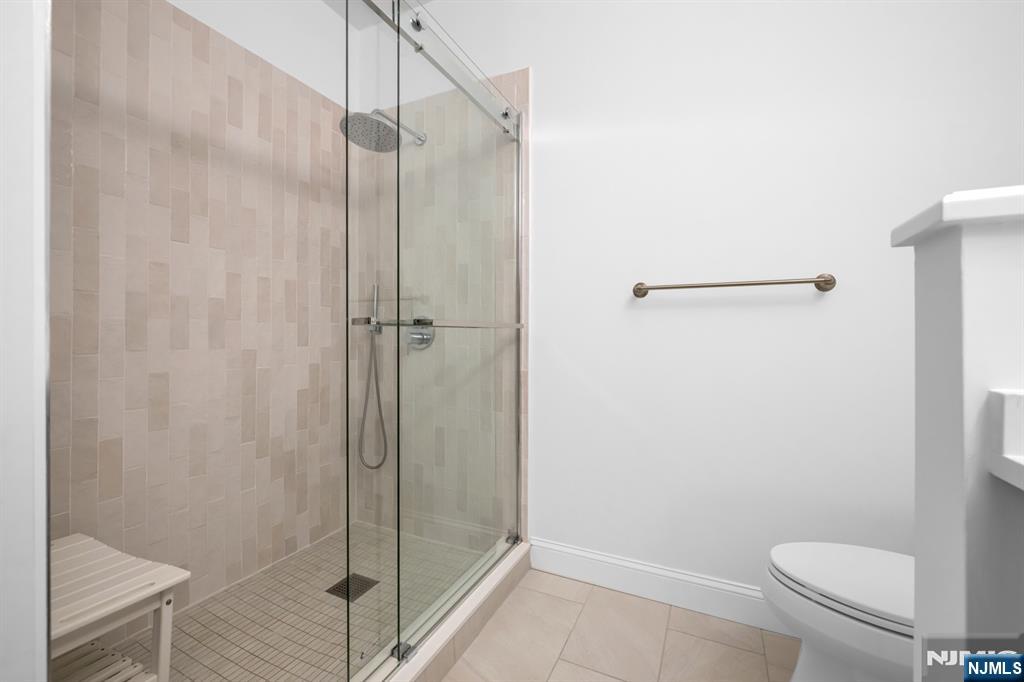 22 Ave At Port Imperial 403