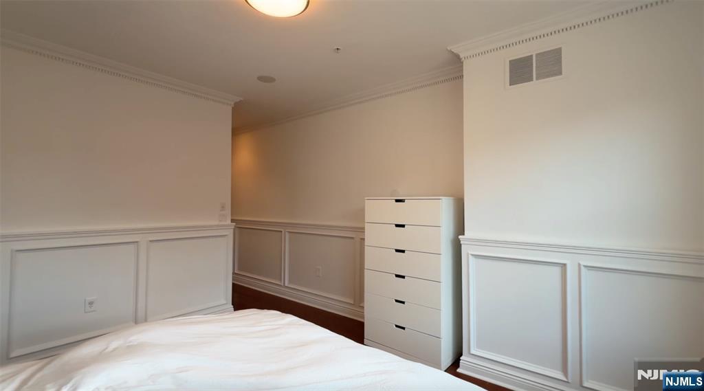 22 Ave At Port Imperial 403