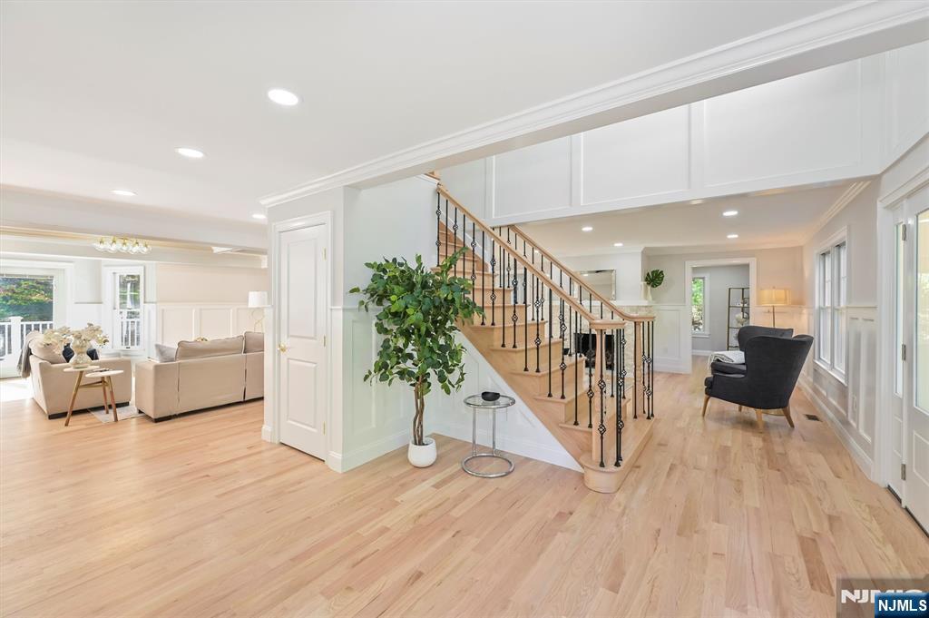 174 Upper Saddle River Road