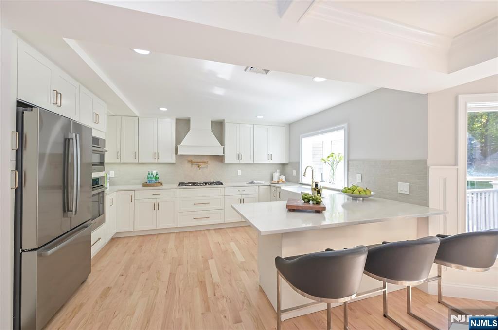 174 Upper Saddle River Road