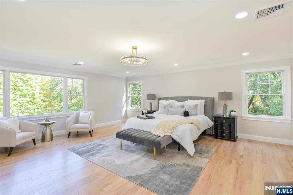 174 Upper Saddle River Road