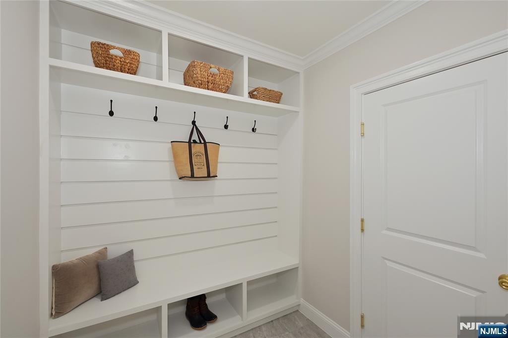 174 Upper Saddle River Road