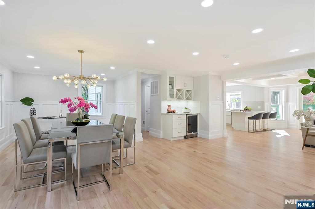 174 Upper Saddle River Road