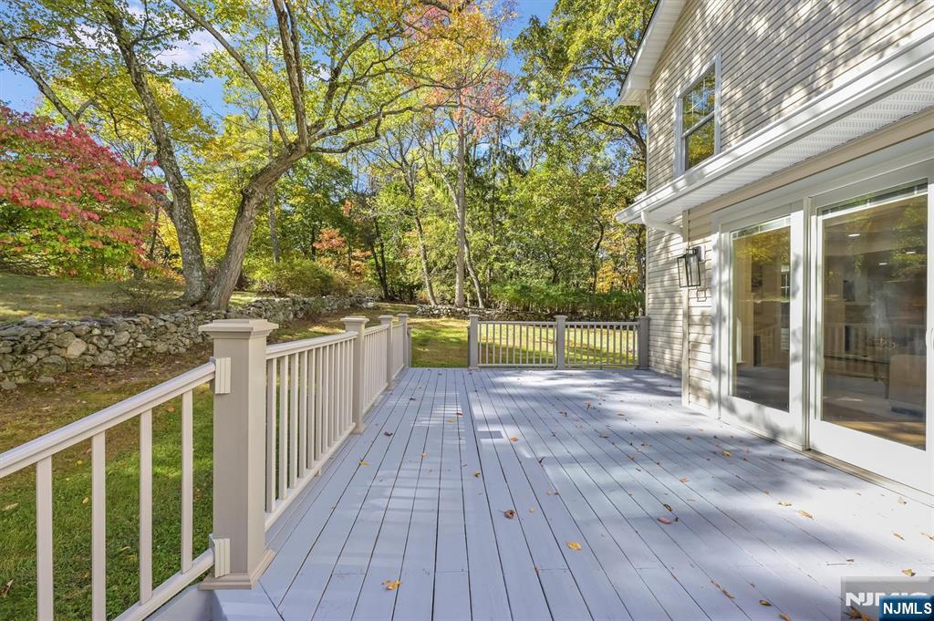 174 Upper Saddle River Road