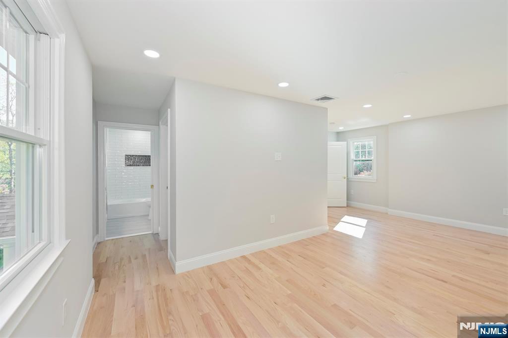 174 Upper Saddle River Road