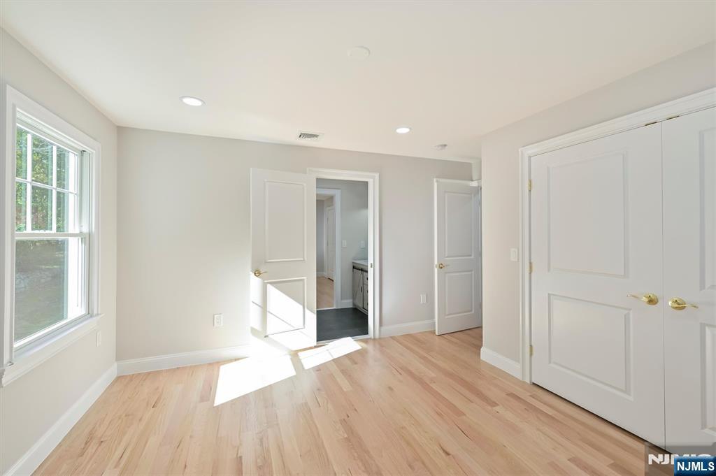 174 Upper Saddle River Road