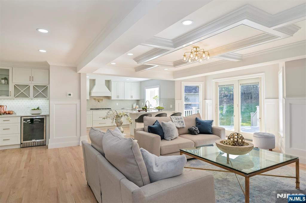 174 Upper Saddle River Road