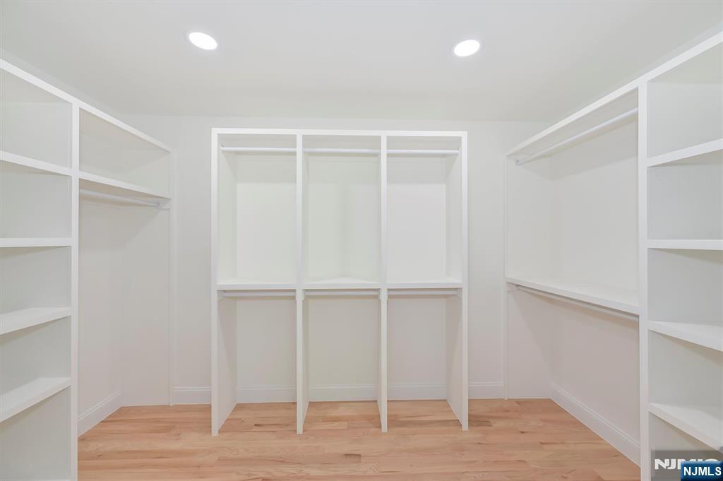 174 Upper Saddle River Road