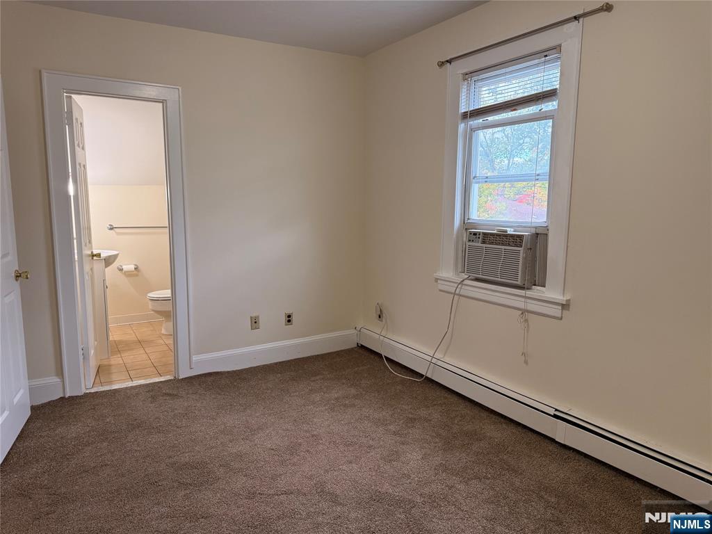 37 Hawthorne Avenue B