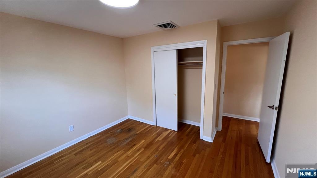 372 GILBERT Avenue 2