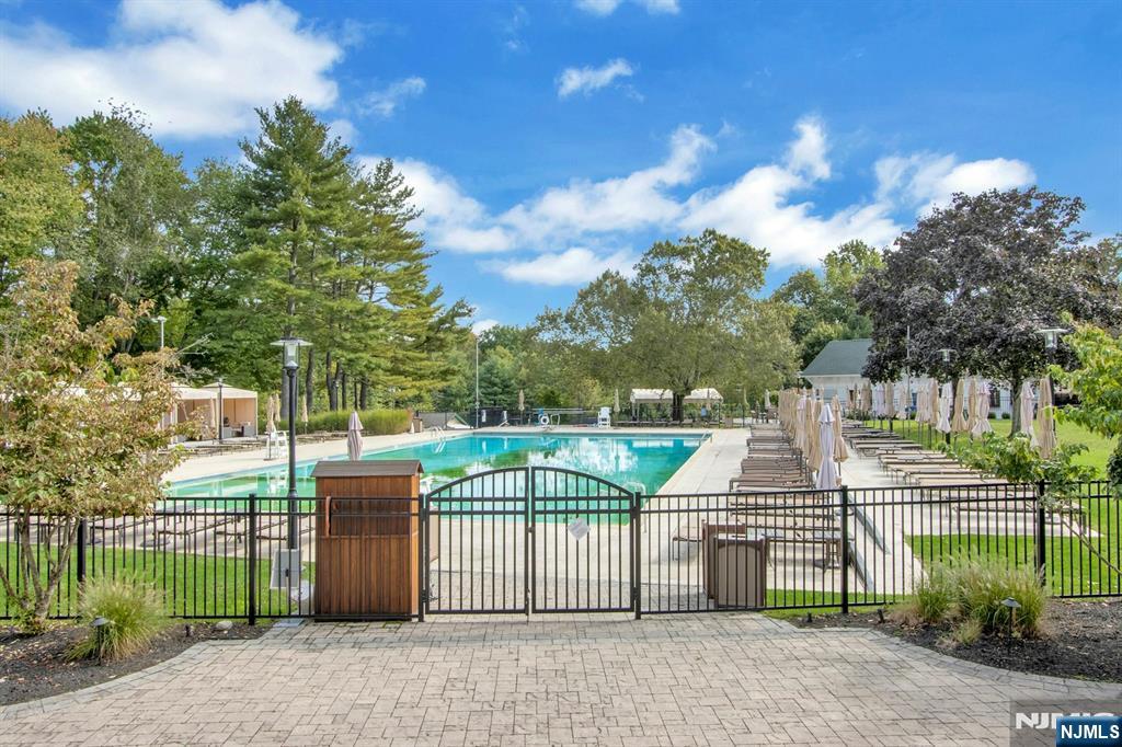 31 St Andrews Circle