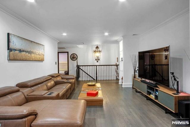 99 Ogle Road