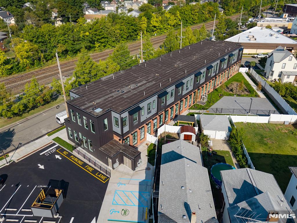 315 Railroad Avenue 106