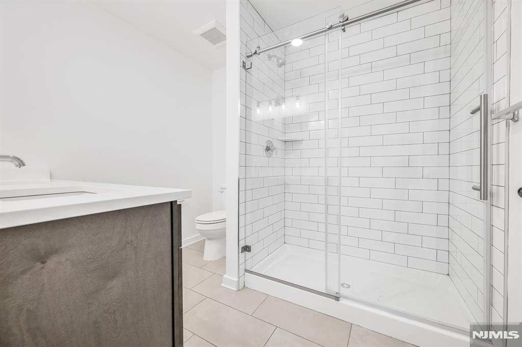 315 Railroad Avenue 106