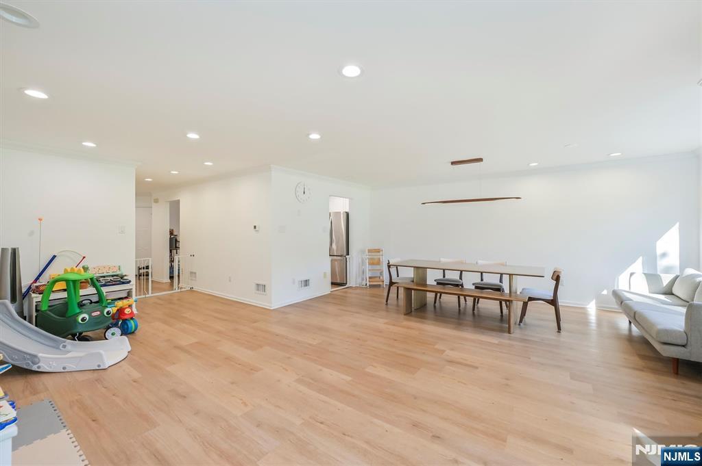 59 White Beeches Drive 59C