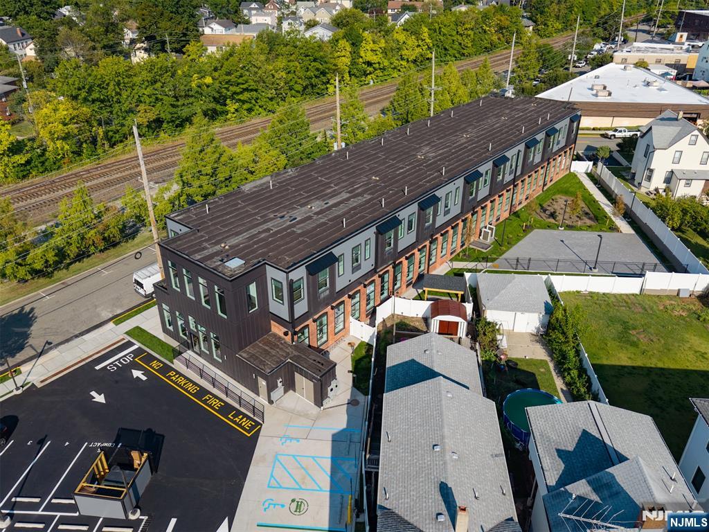 315 Railroad Avenue 107