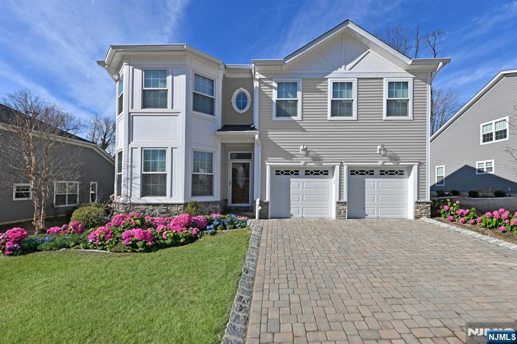 207 Ell Road