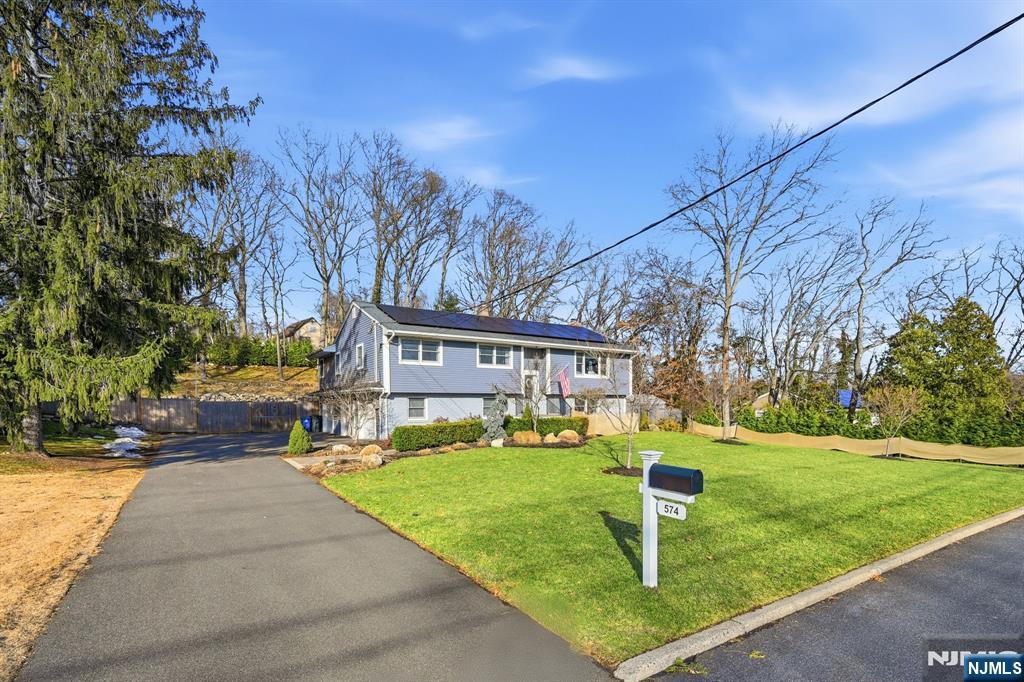 574 Wittich Terrace