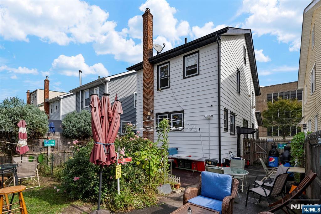307 Ellery Avenue
